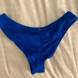 *Never Worn* Cheeky Ruched Bikini Bottom